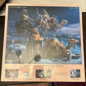 Sunsout 'They Come Bearing Gifts' Jigsaw Puzzle 550 pieces